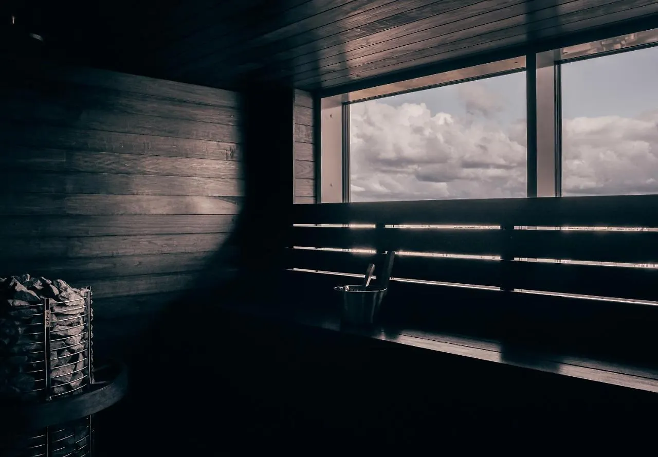 Unity Helsinki - A Studio Hotel 4*,